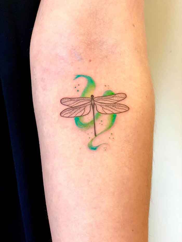 libellula watercolor minimal tattoo